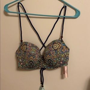 Victoria’s Secret getaway halter swimsuit top